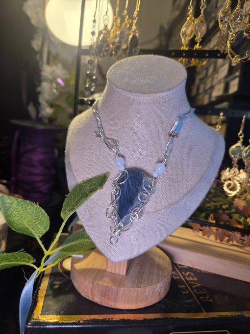  Pendentif Cyanite ✨  Clarté & d’Équilibre✨