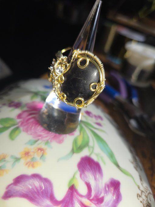 Bague ajustable  d’or Purpurite  – Liberté Intérieure  . - Copie