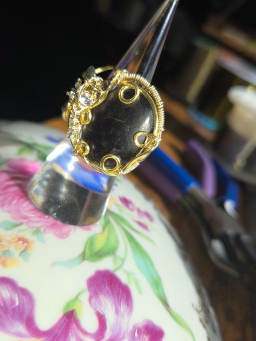 Bague ajustable d’or Purpurite – Liberté Intérieure . - Copie