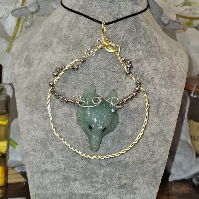 Pendentif loup d'aventuriere