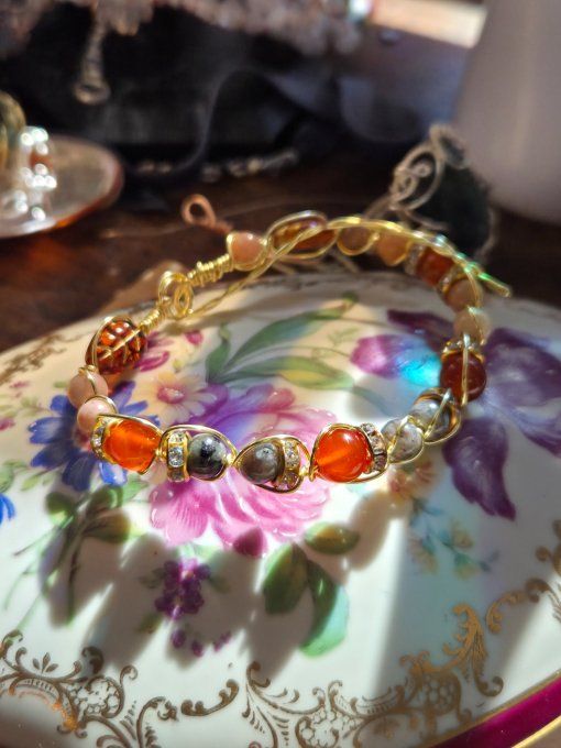 Bracelet Bloom , amour et réconfort 