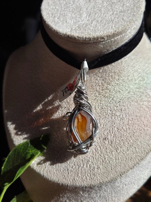 Pomme Poison Agate de feu -vitalité & confiance.