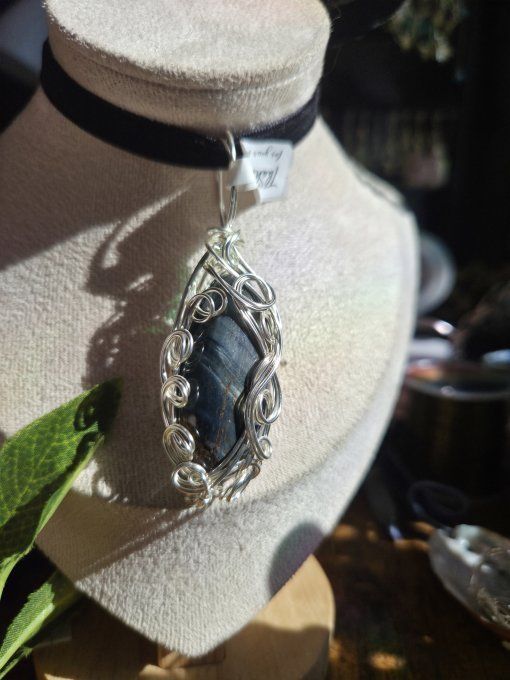 Pomme poison -Pendentif Oeil de Loup