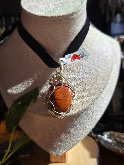 Pomme poison Jaspe rouge 