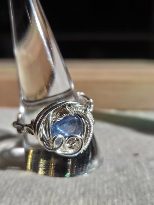 Bague Cyanite -purification et paix