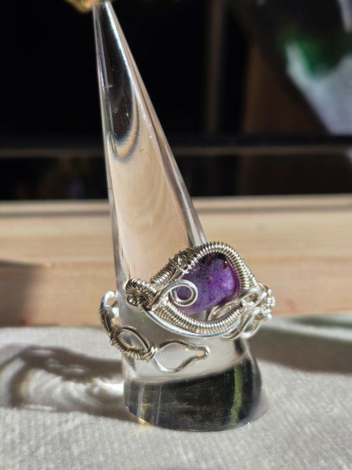 Bague Sugilite :Paix Intérieure &  Delivrance