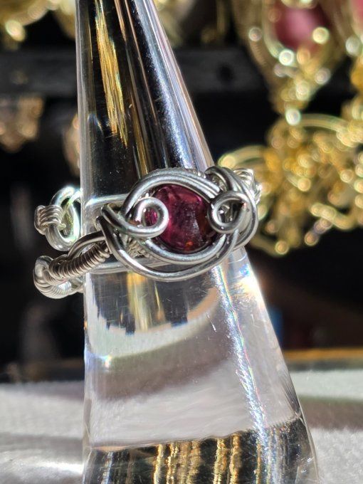 Bague Grenat rhodolite : amour ,passion.