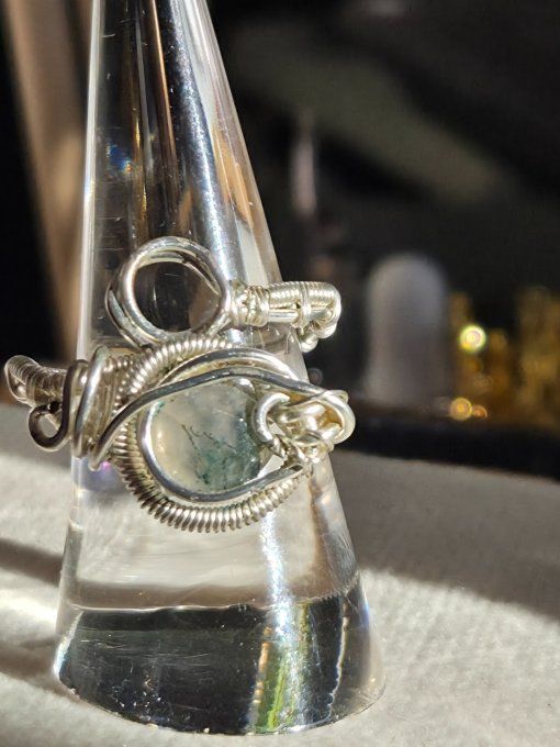 Bague agate mousse facetté 