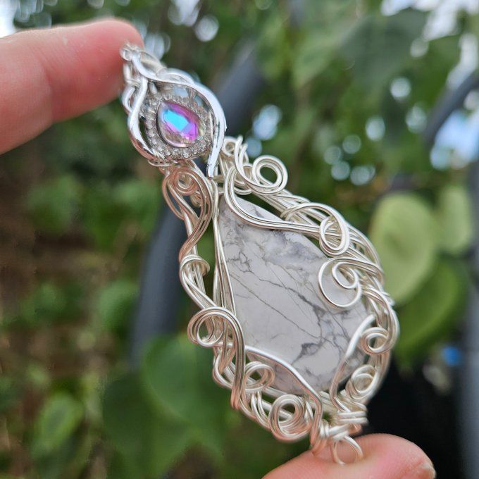 Howlite