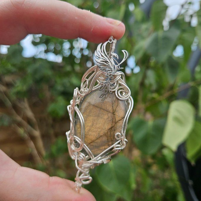 Labradorite jaune 