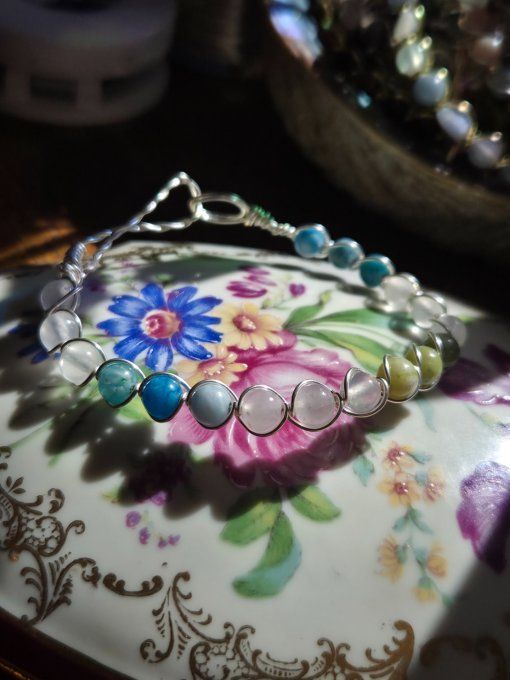 Bracelet Pétale au vent :Coeur Brisé  et traumas 