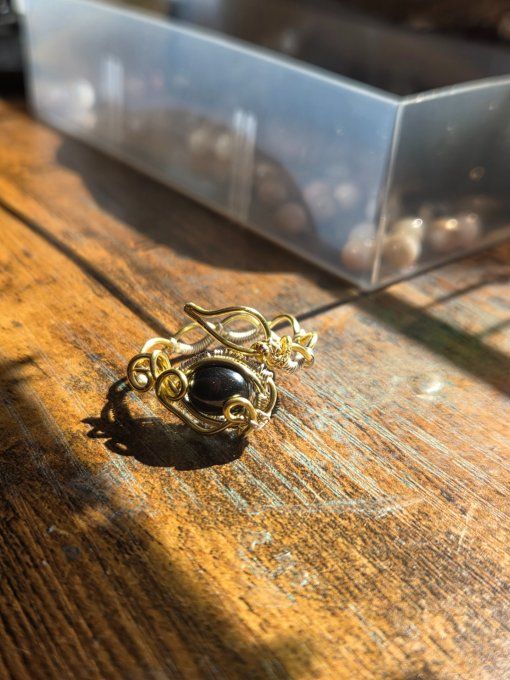 Bague hématite : energie et force vitale