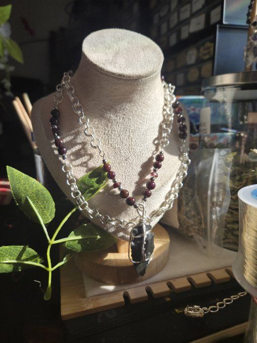 Collier grenat silex Hematite