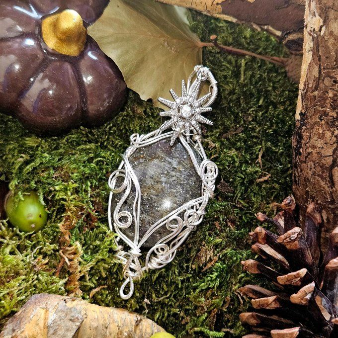 Pierre de Soleil Noire mica et hématite ✨