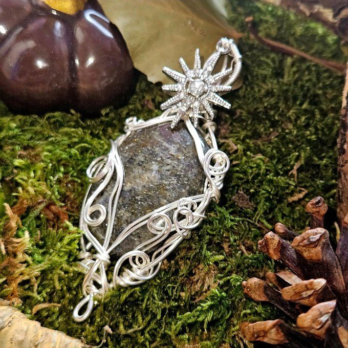 Pierre de Soleil Noire mica et hématite ✨