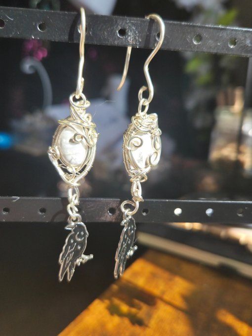 Boucle d’oreille Howlite – Calme, Relaxation Et Clarté Mentale     