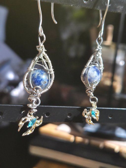 Sodalite -Boucle d'oreille- Pétale d'Ether