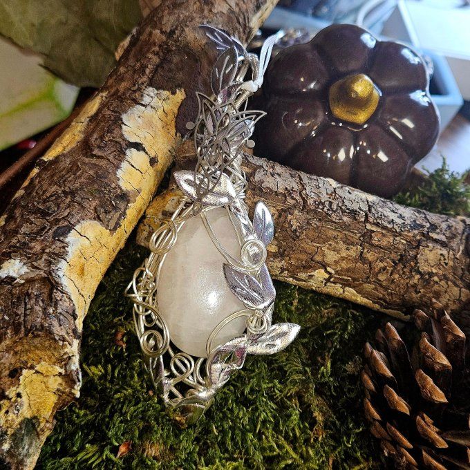 Calcite rose ✨Sylves