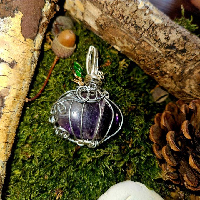 Amulette Améthyste chevron Citrouille ✨