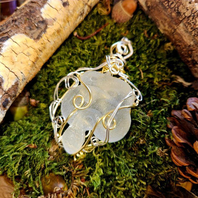 Pendentif Serpent en Sélénite – Purification, Harmonie & Sérénité