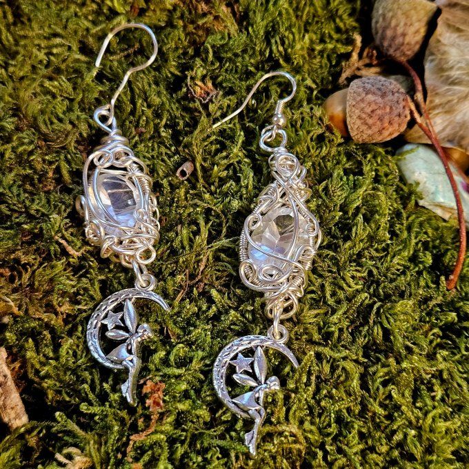 Boucle lune cristal de roche 
