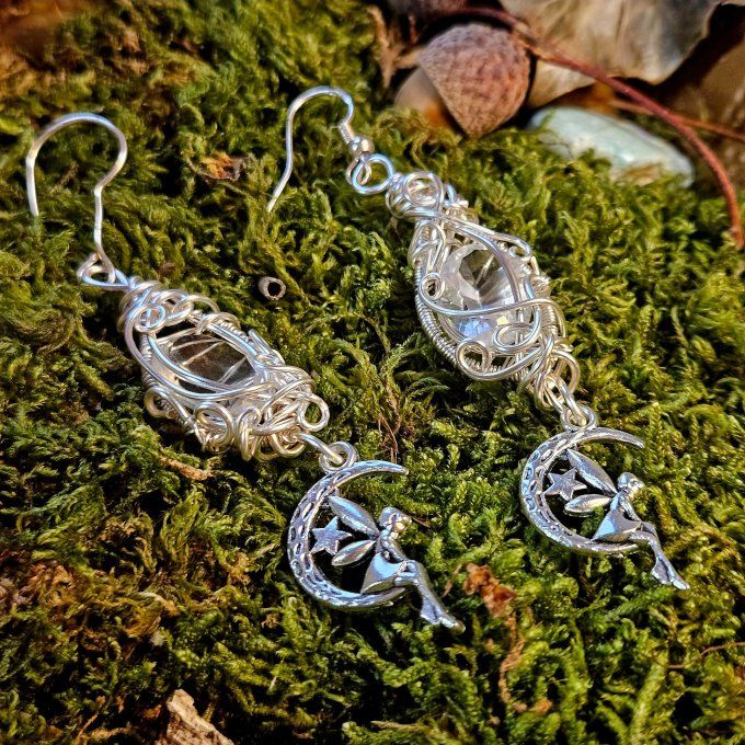 Boucle lune cristal de roche 