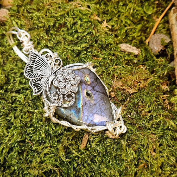 Labradorite Violette ✨ butterfly 