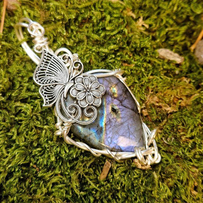 Labradorite Violette ✨ butterfly 