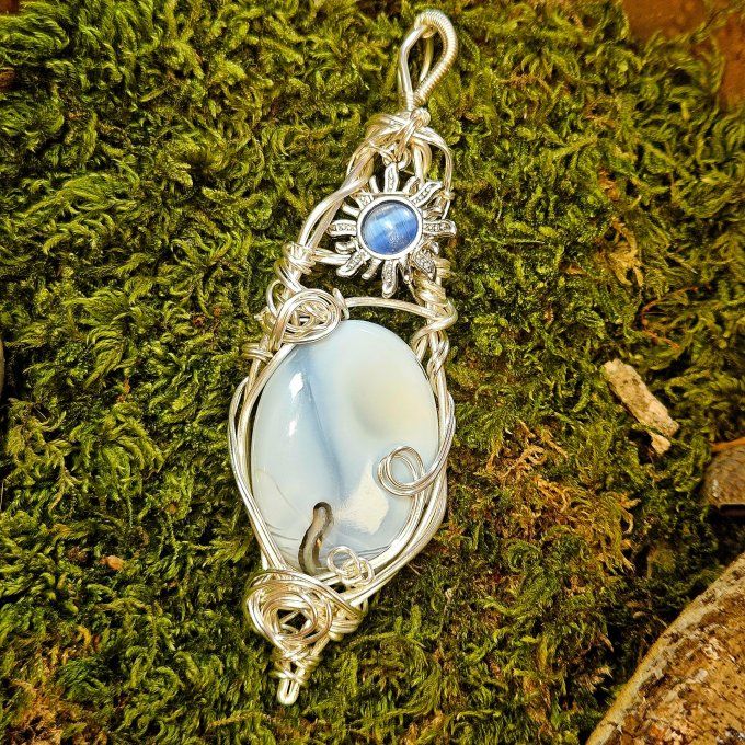 Amulette Opale Bleue Commune ✨