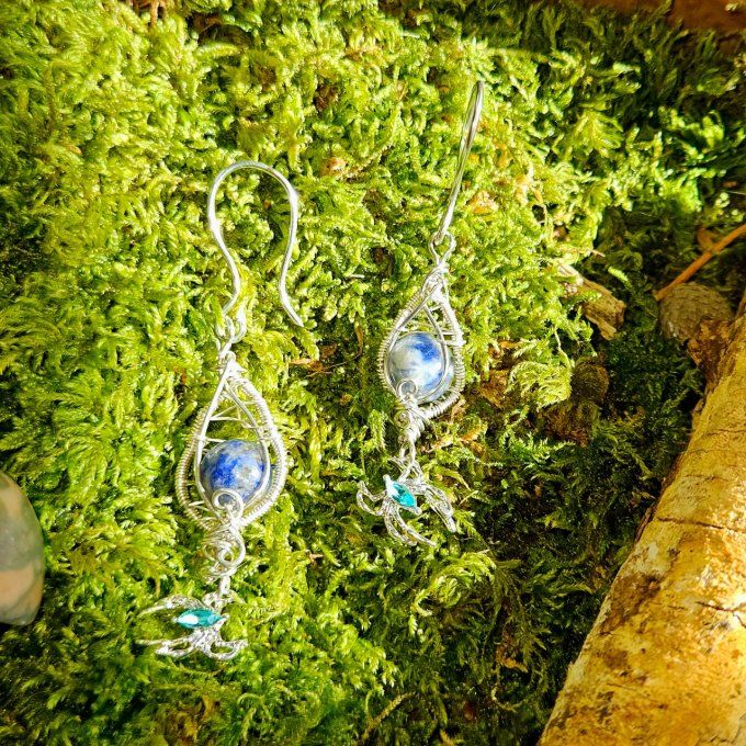 Sodalite -Boucle d'oreille- Pétale d'Ether