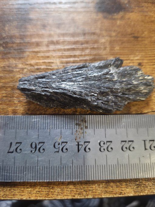 Disthene noire -cyanite