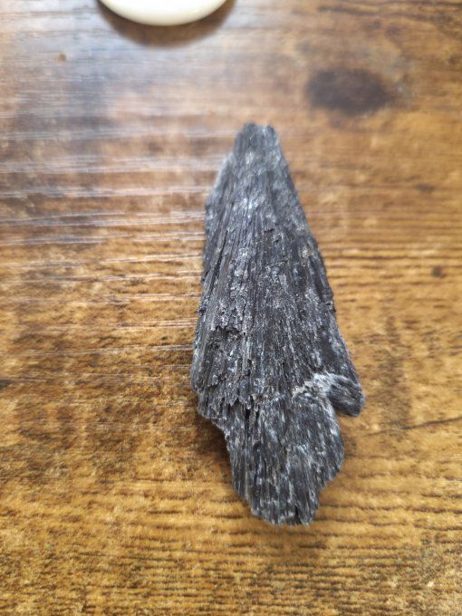 Disthene noire -cyanite