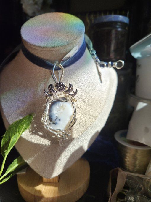  Amulette Merlinite (✨Opale Dendritique) Pierre de Magie et d’Équilibre✨