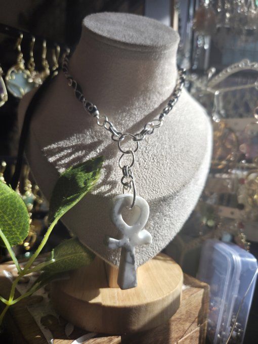 Collier Ankh d'Howlite