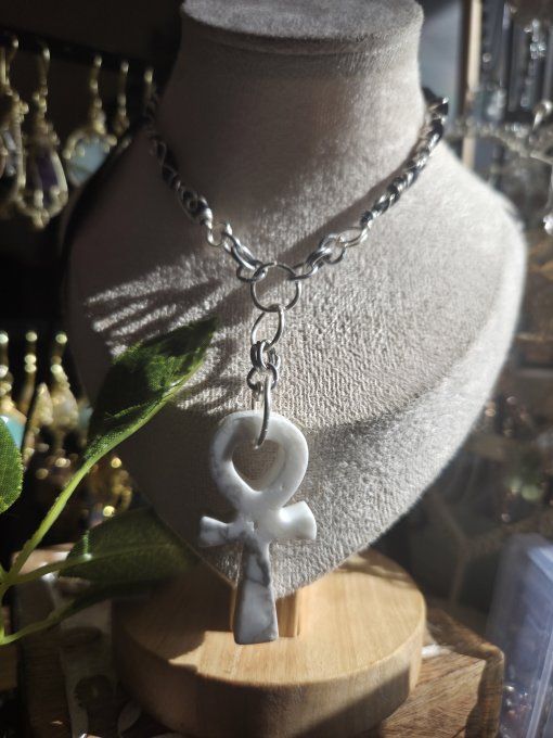 Collier Ankh d'Howlite