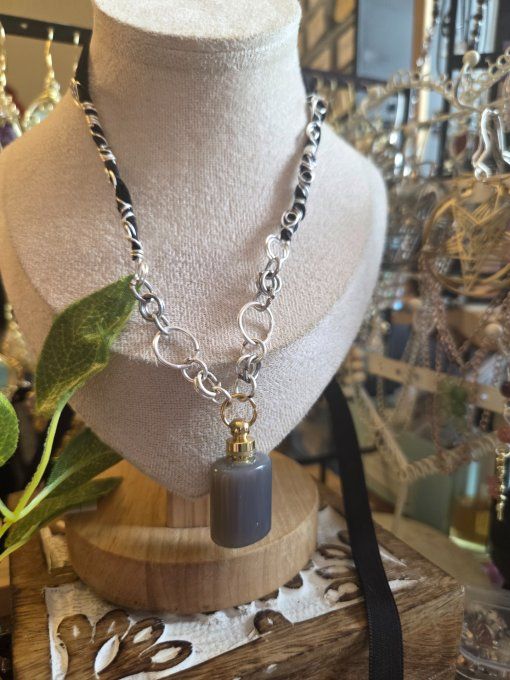 Collier fiole agate grise 