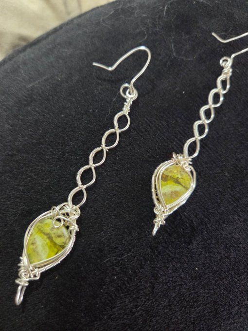 Boucles D’Oreille longue  Opale Verte  - Qualité extra