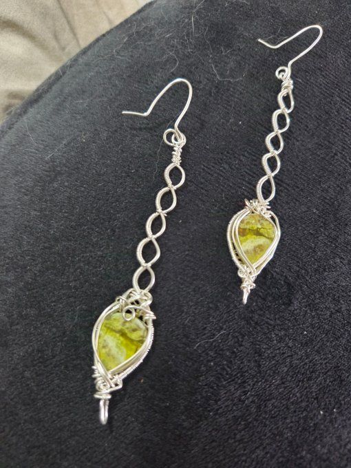 Boucles D’Oreille longue  Opale Verte  - Qualité extra