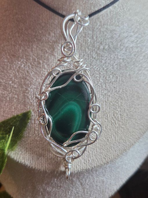 Pendentif  argent Malachite – Harmonie & Protection Du Cœur ☘️  