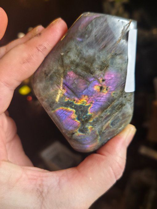 Bloc De Labradorite Forme Libre – Protection, Équilibre & Confiance  110 mm - Copie