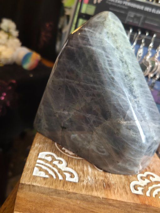 Bloc De Labradorite Forme Libre – Protection, Équilibre & Confiance 1k171