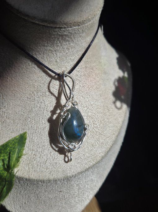 Pendentif labradorite Bleu 