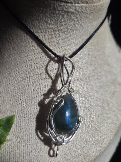 Pendentif labradorite Bleu 