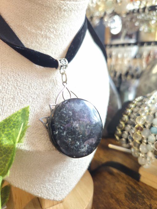 Pendentif lotus ✨ Charoïte  Aegeryne- Transformation & Libération ✨ 