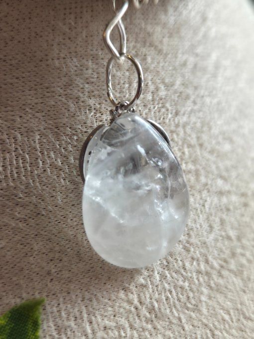 Amulette Cristal de roche dragon-Énergie, Clarté et Harmonie  