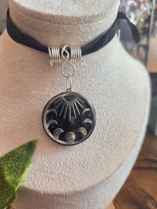 Pendent Obsidienne Argentée ✨cycle lunaire