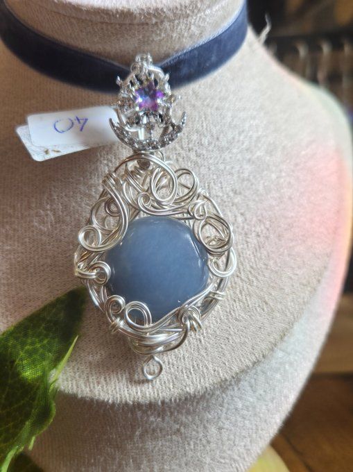 Pendentif Angélite , amulette de douceur , bijou argent 