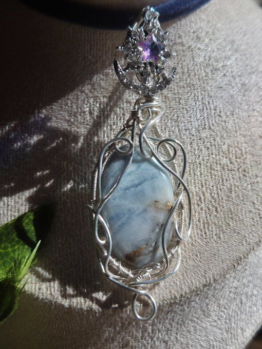 Amulette calcite bleu Bleue  – Intuition & Ouverture Spirituelle  