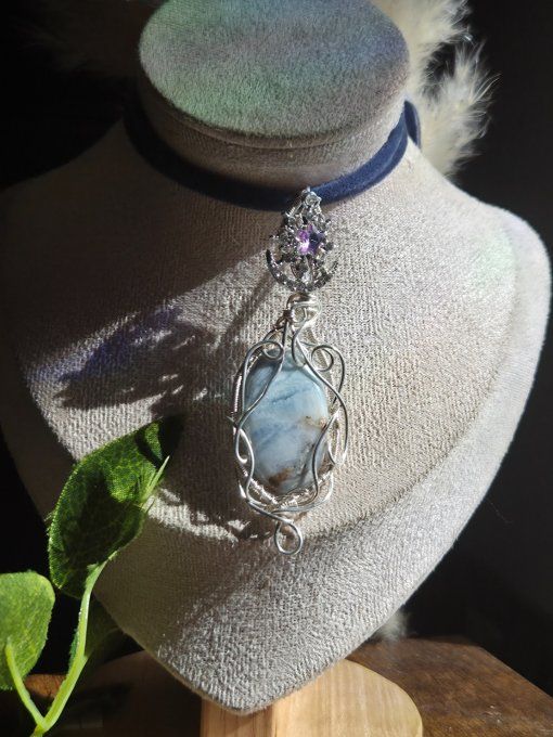 Amulette calcite bleu Bleue  – Intuition & Ouverture Spirituelle  