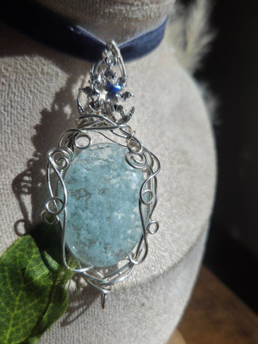 Amulette Quartz a hemimorphite -Soin Émotionnelle, motivation & Estime De Soi  